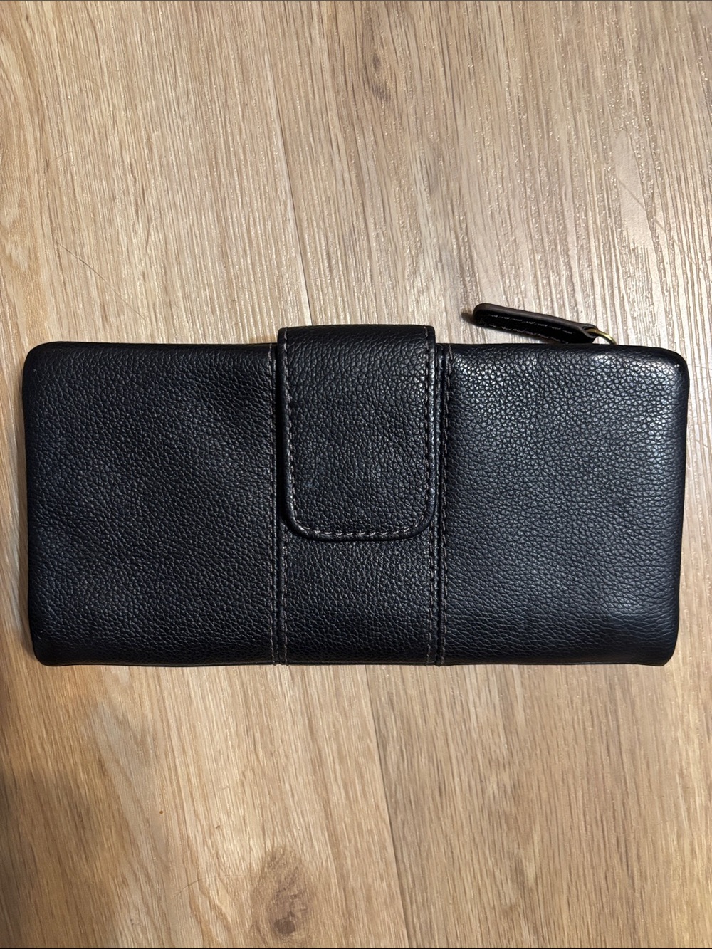 Fossil Black Pebbled Leather Zip Clutch Wallet - Picture 2 of 3